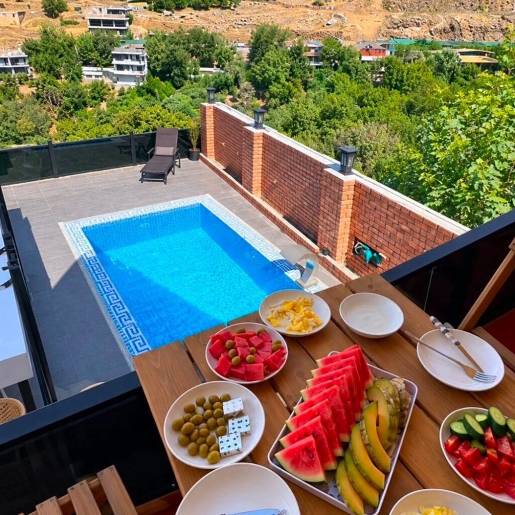 کوخی گەشتیاری سەرچاوەی زەڵم